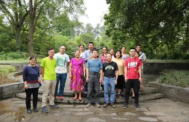 Dr. Chen Bin from Shanghai Chenshan Botanical Garden, CAS, was invited to make scientific activities in GCCC & Guilin Botanical Garden