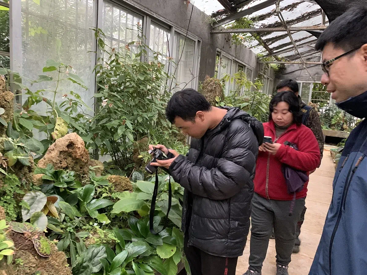 苍山自然保护中心两位成员访问中国科学院桂林植物园和GCCC